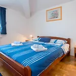 Bobi Apartment *