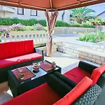 Bobi Apartment *