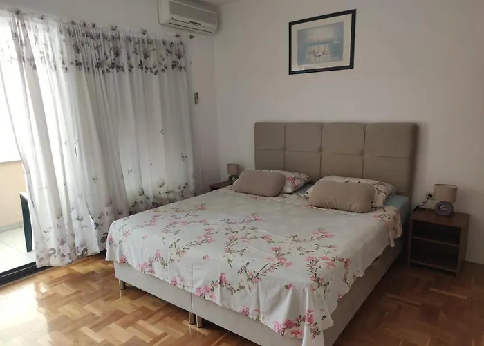 Bobi Apartament